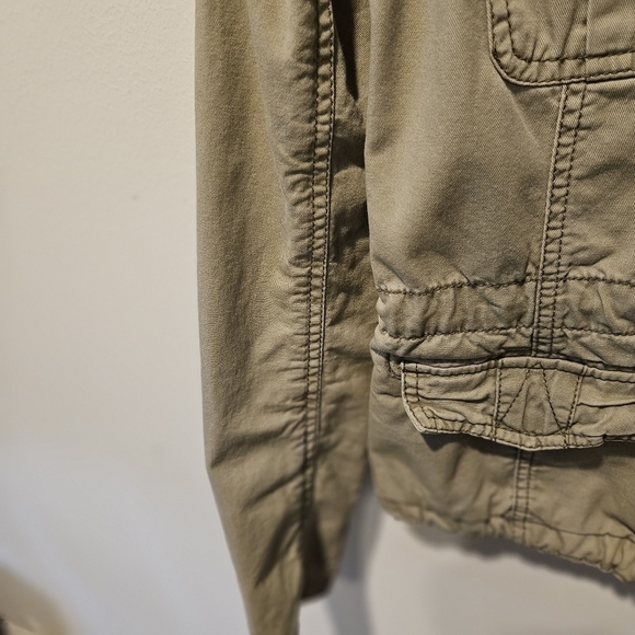 HOLLISTER WOMEN'S ARMY GREEN JACKET SIZE MEDIUM - Picture 10 of 12